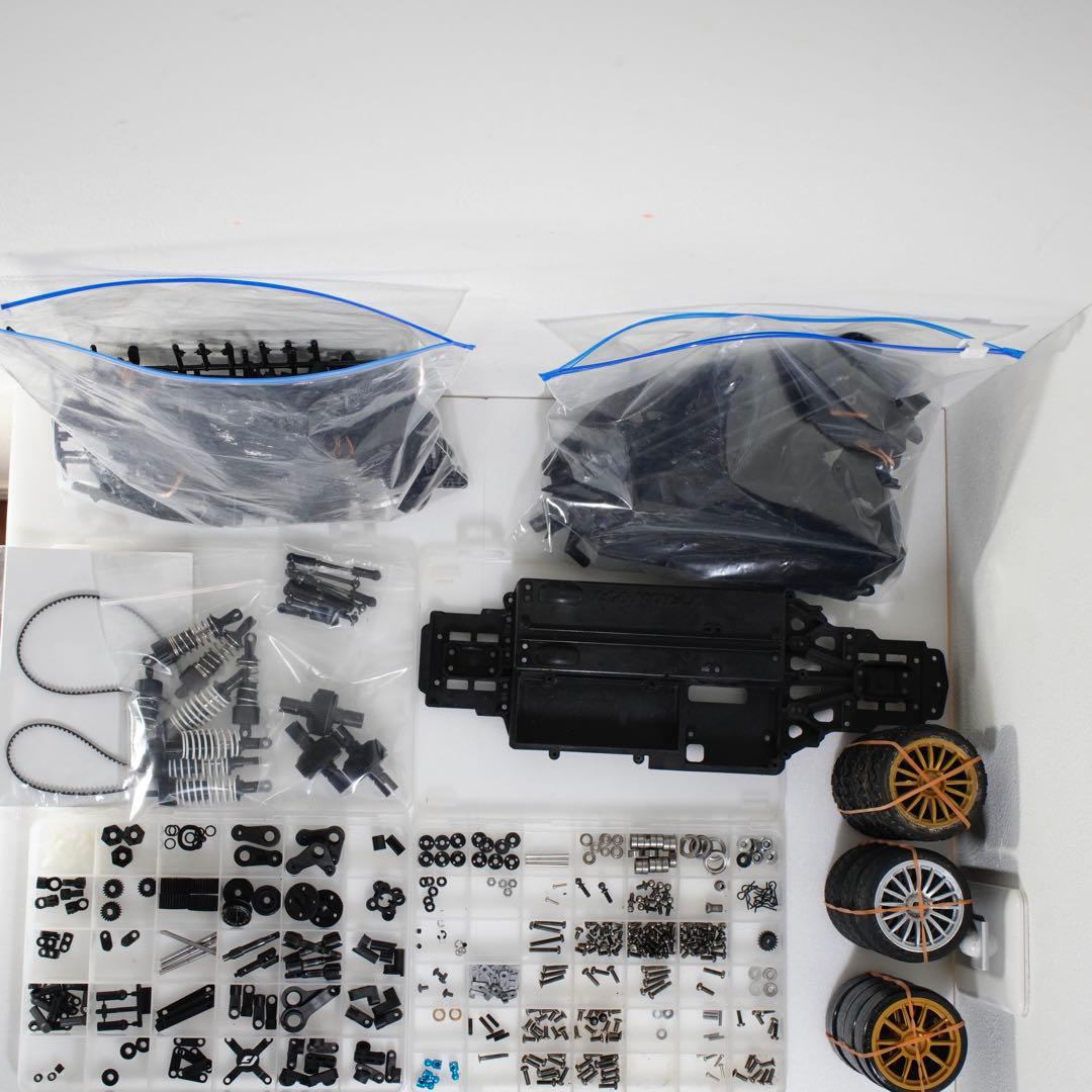 タミヤ　XV01シャーシ　オプションパーツ使用　ほぼ1台分の交換部品も付属！