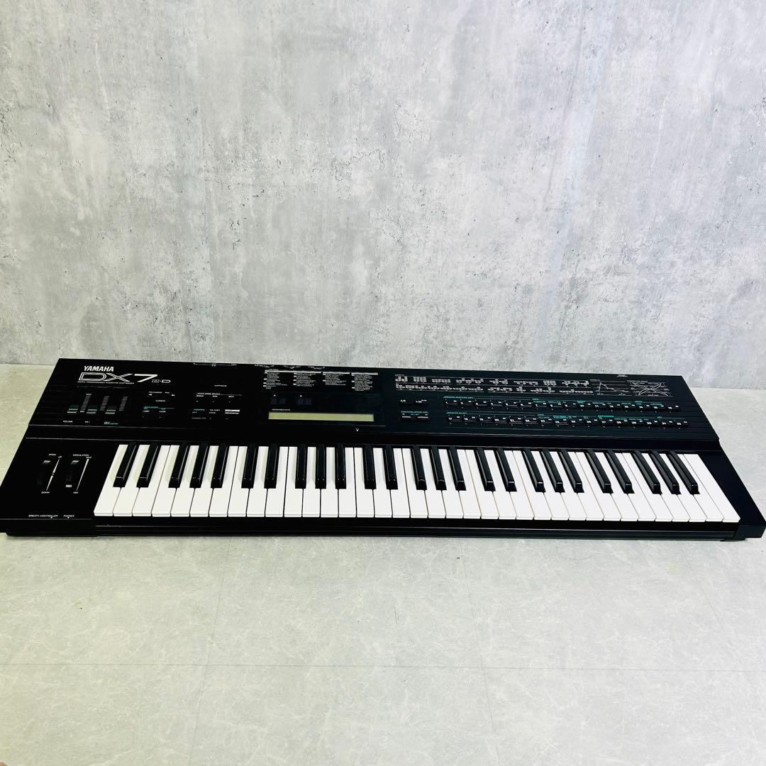 YAMAHA DX7 II-D シンセサイザー　ヤマハ
