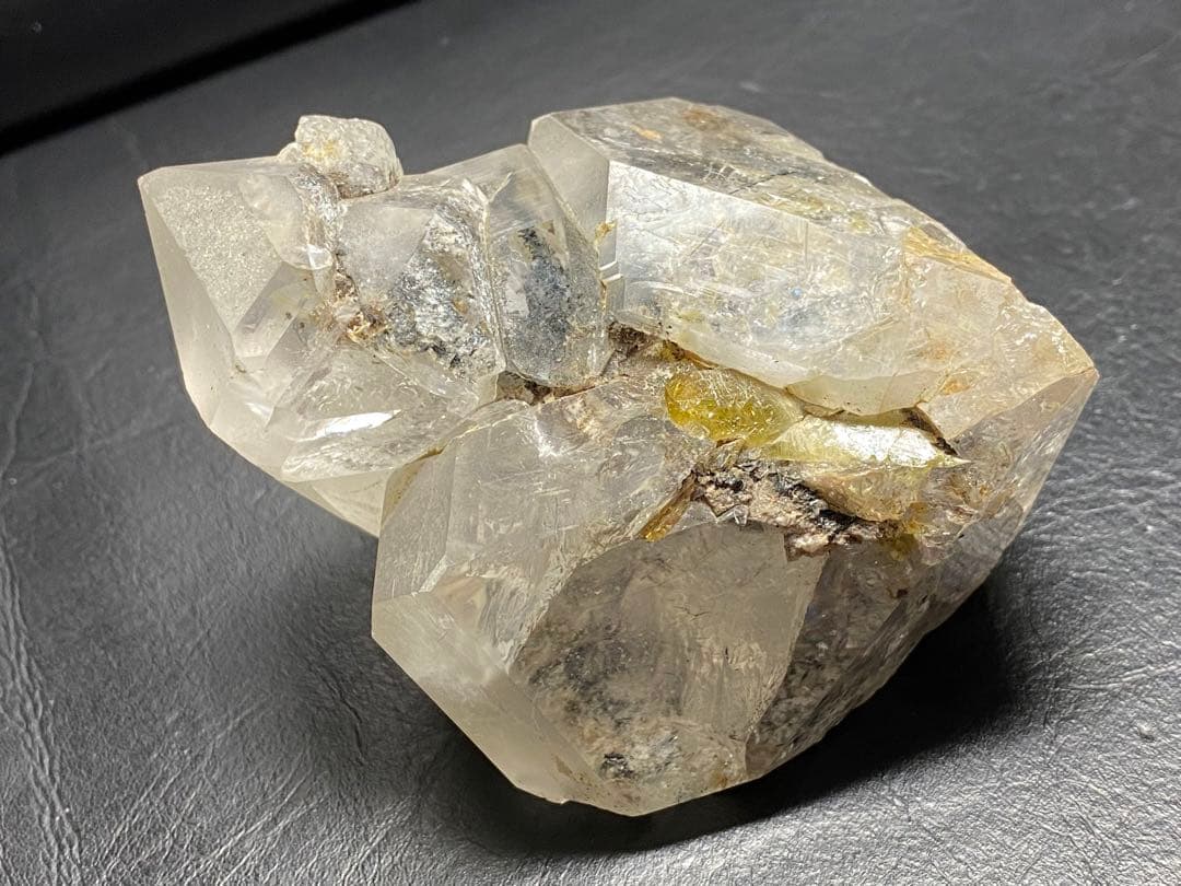 シェレマン山脈 　水晶　448g