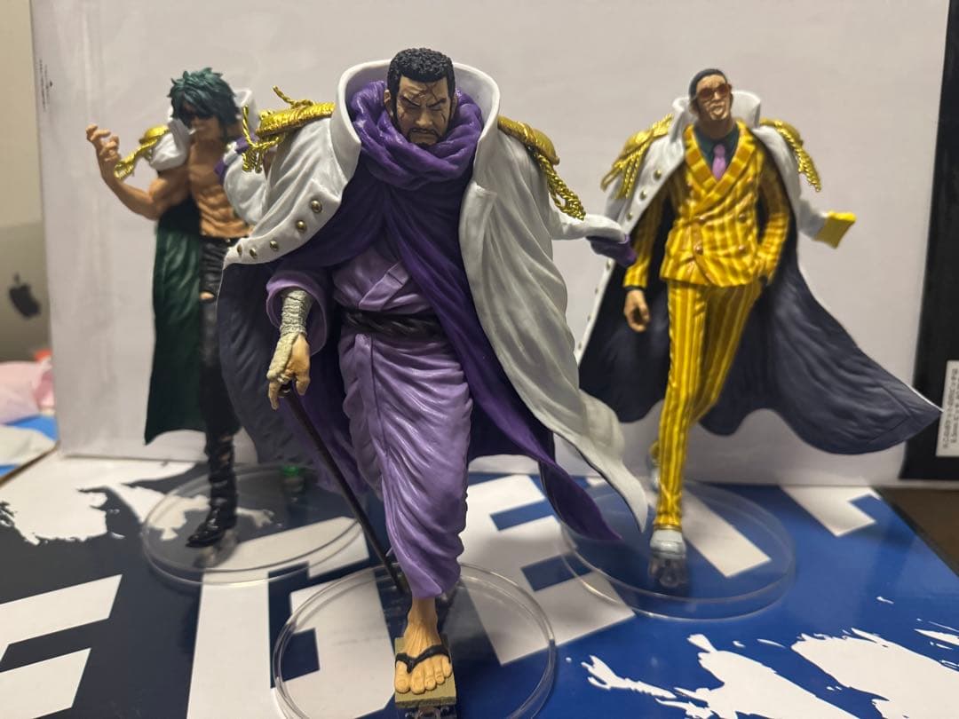 ワンピース　絶対的正義　フィギュア　3体　セット