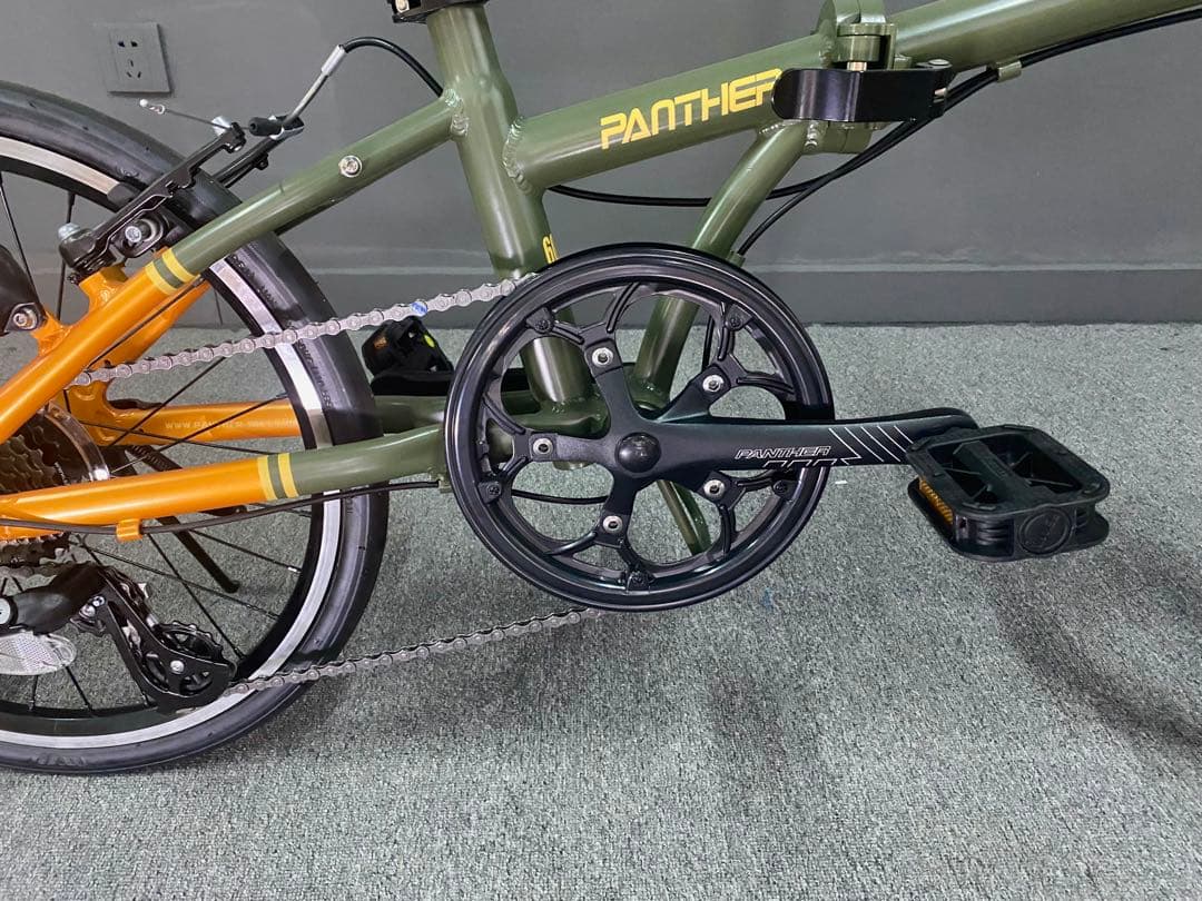 新品未使用PANTHER 20インチ 折りたたみ自転車 8段変速 アルミフレーム