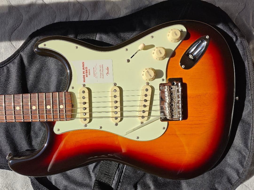 ギター Fender MIJ HYBRID 60s Stratocaster 3TS