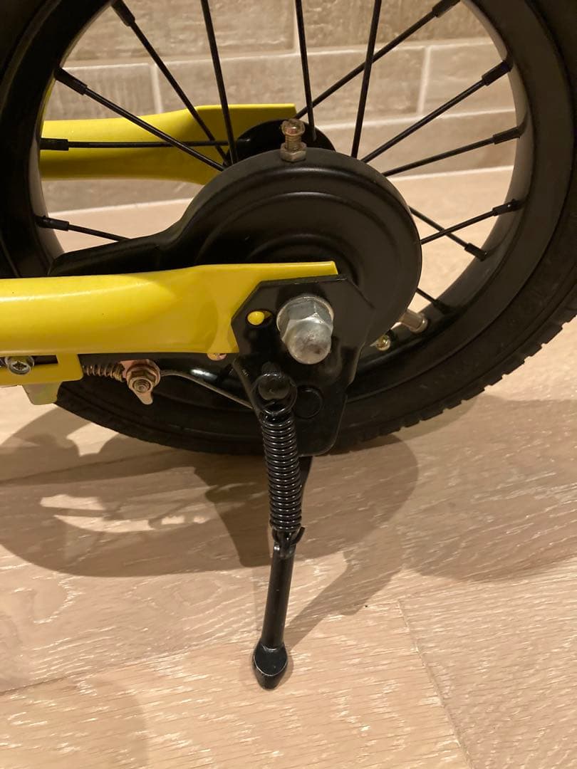SPARKY スパーキー　キックバイク　イエロー　ブレーキ　スタンド付