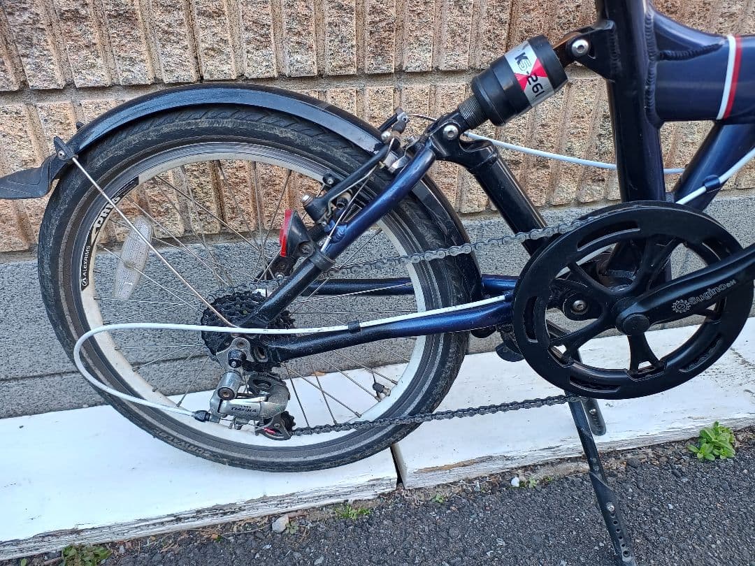 トミーヒルフィガー 折り畳み 20インチ