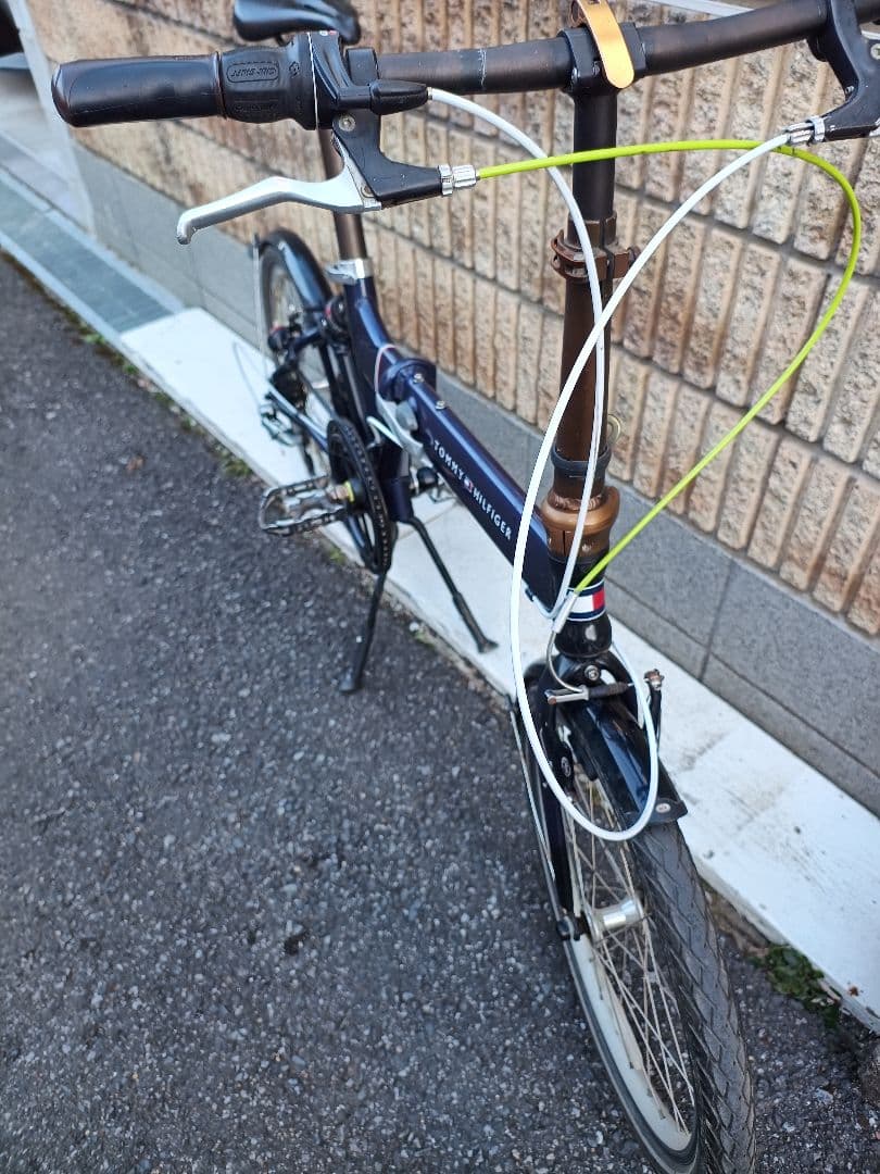 トミーヒルフィガー 折り畳み 20インチ