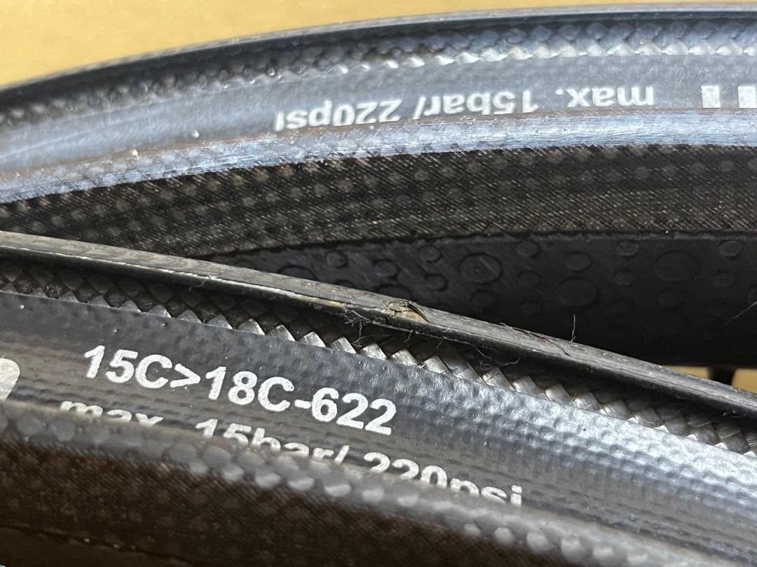 ZIPP 303 FIRECREST リムブレーキ　クリンチャー　後ろ割れアリ