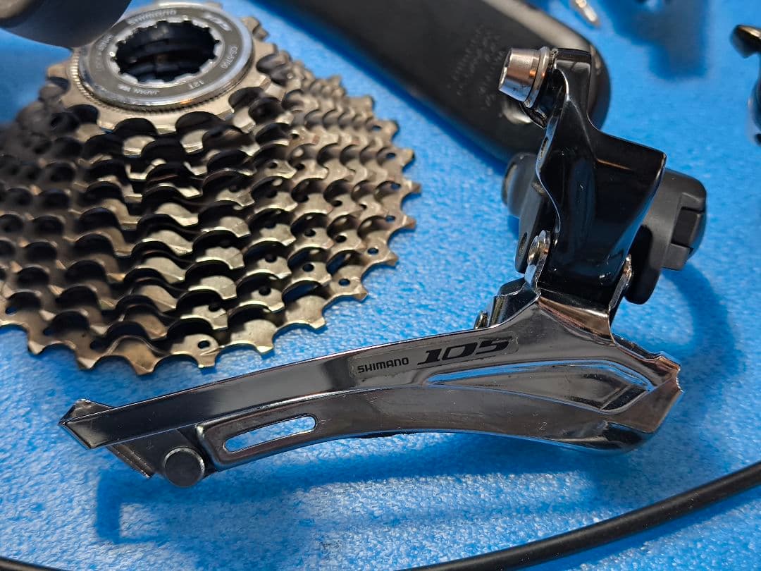 Shimano 105 コンポーネントセット ブラック