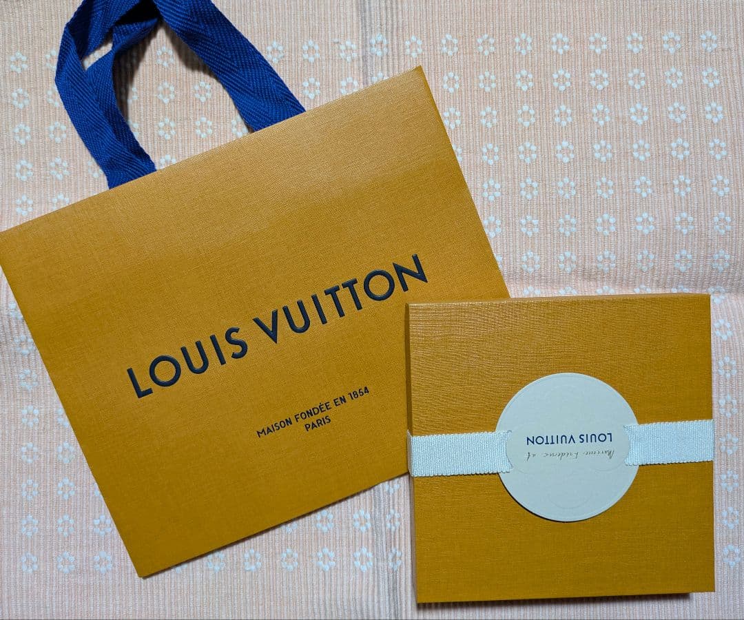 パリ限定 Louis Vuitton チョコレート ミニヴィヴィエンヌ