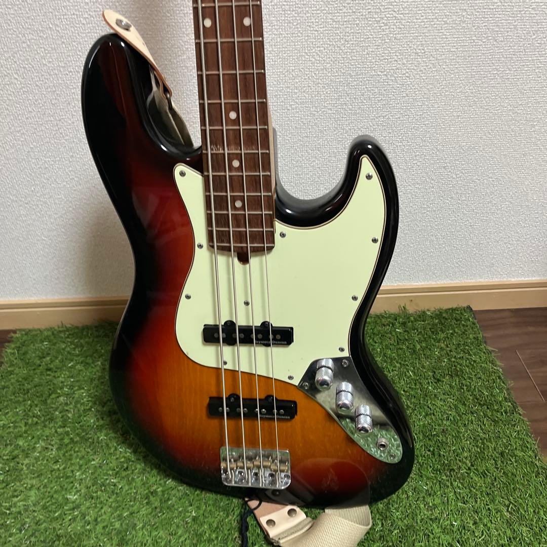 Bacchus Ultimate Series エレキベース サンバースト