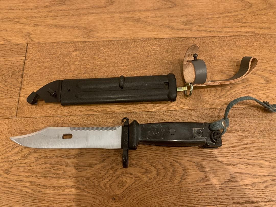 【実物】東ドイツ軍 6kh4AKM/AK74銃 剣バヨネット中古