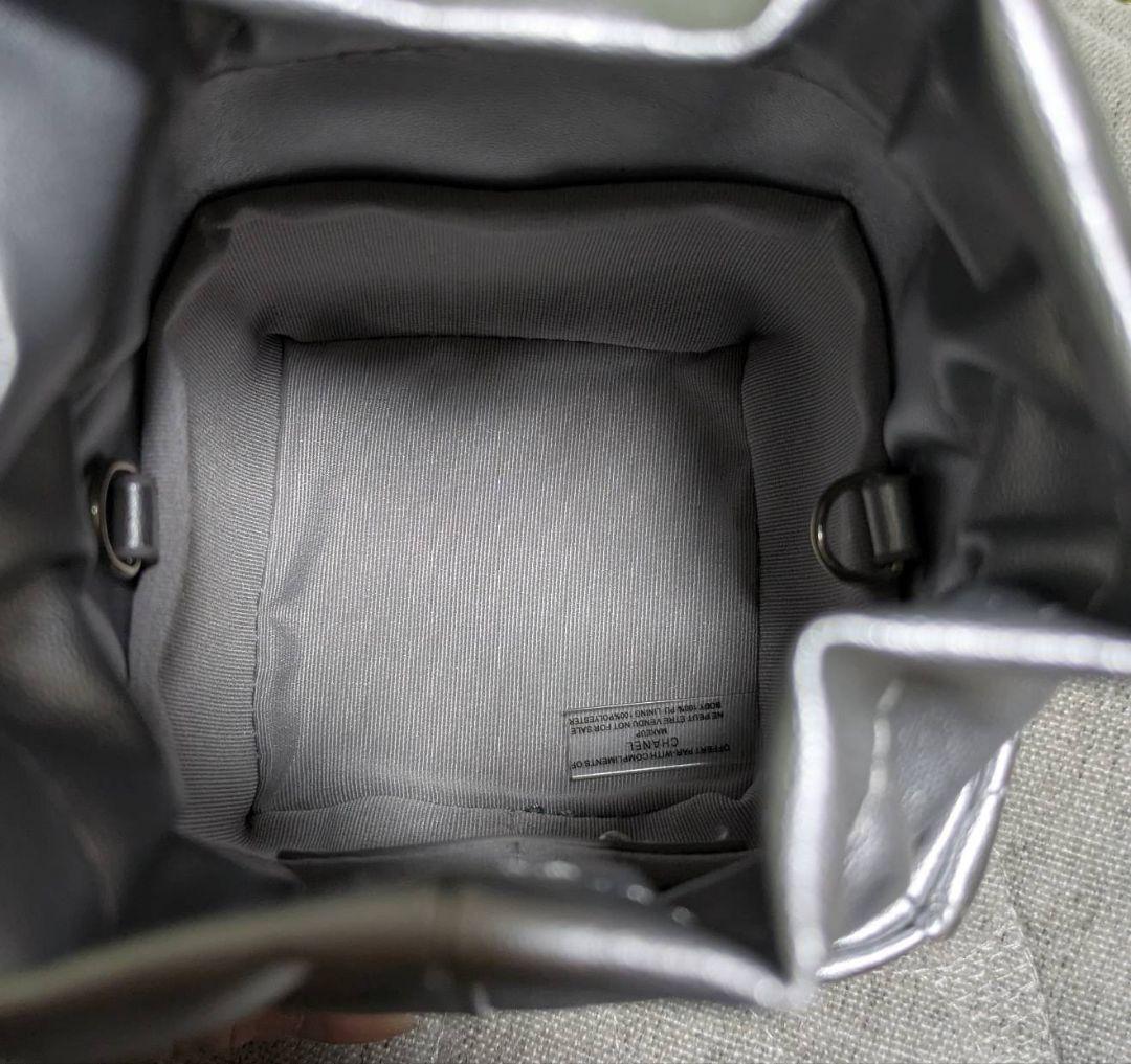 お値下げ♡新品未使用！CHANELノベルティキルティングミニバニティー