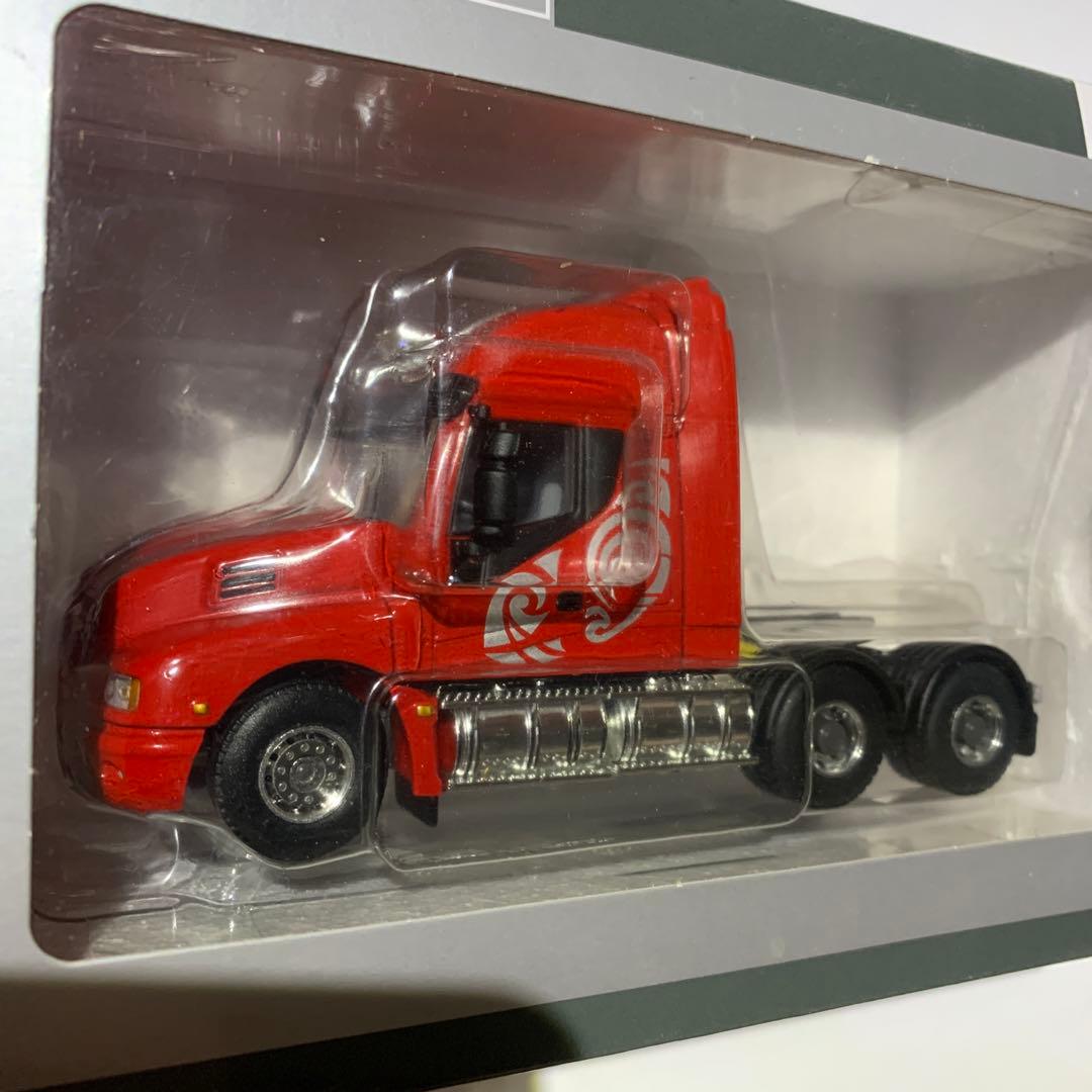 WSI 1/50 IVECO STRATOR RED トレーラーヘッド