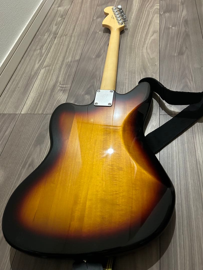 ギター jaguar late 60s Fender Made in Japan