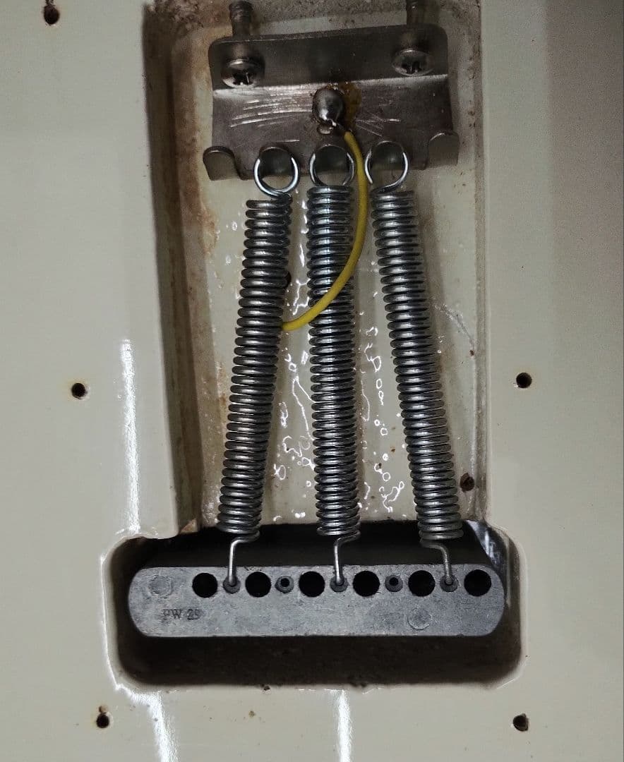 コンポーネントギター(Dimarzio PU、Fenderブリッジ)