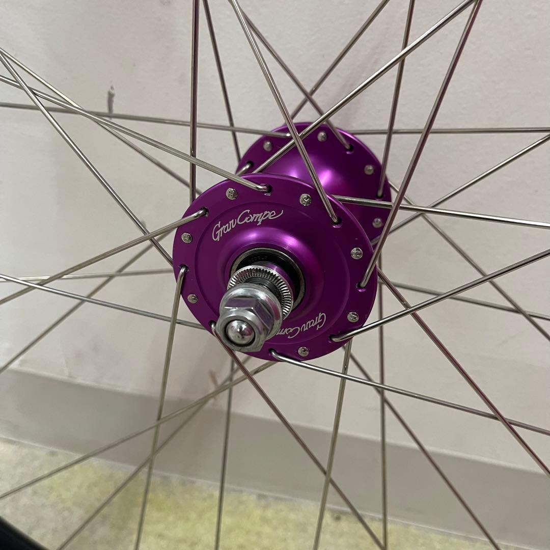 グランコンペ廃盤カラーハブ　手組みピストホイール(前輪) 700C