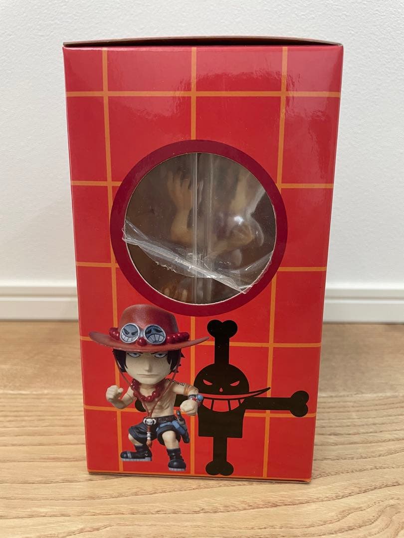 ボビングヘッド ワンピース シリーズ ポートガス・D・エース 完成品フィギュア