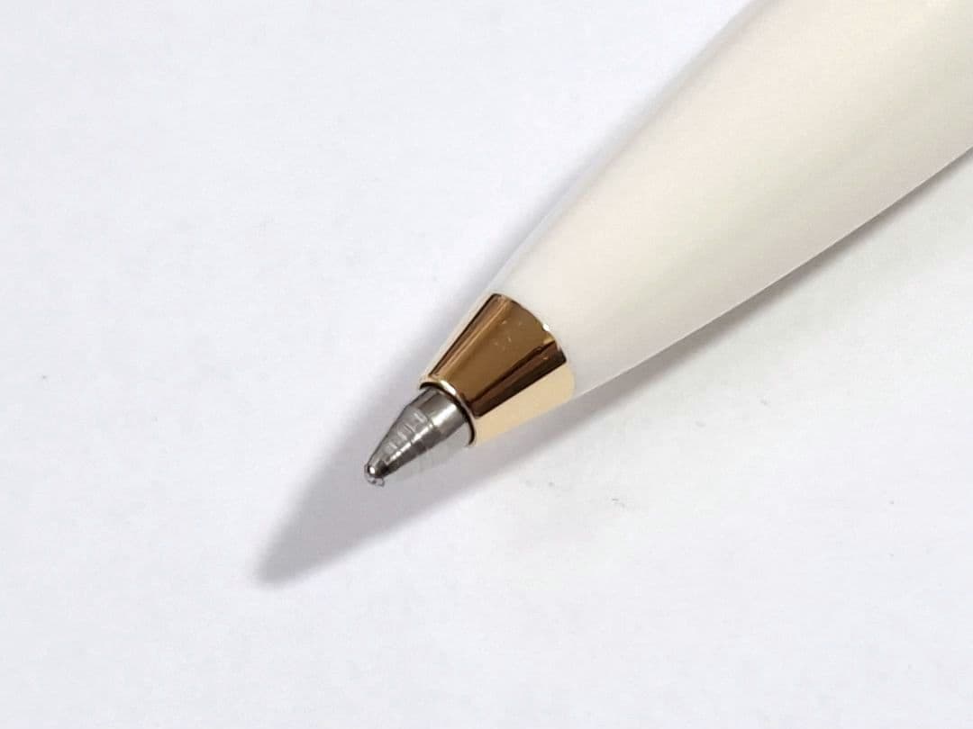 未使用　限定400本　PELICAN　ボールペン　K200　パステルグリーン