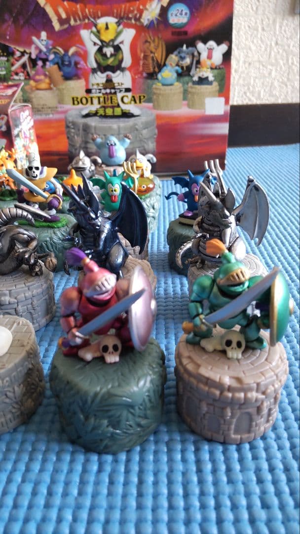 ドラゴンクエストボトルキャップ 天空編 18種 シルバーカラー4種含む ほぼ新品