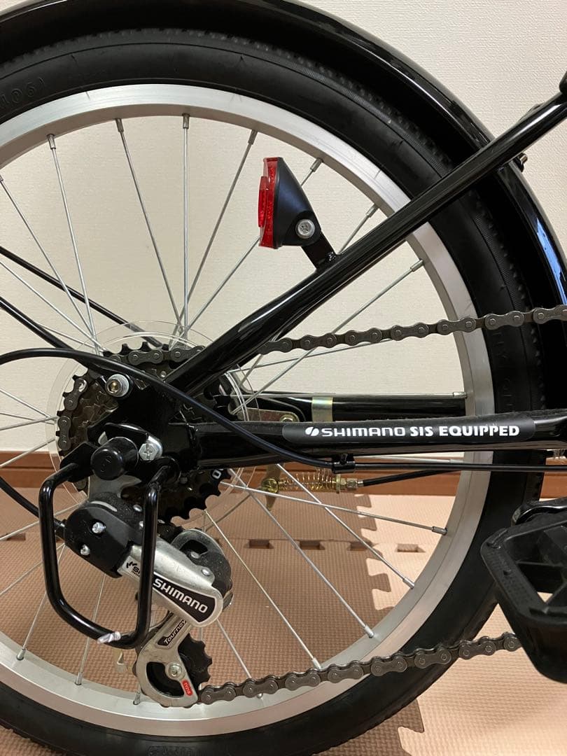折りたたみ自転車　 20インチ　シマノ　6段変速　ブラック