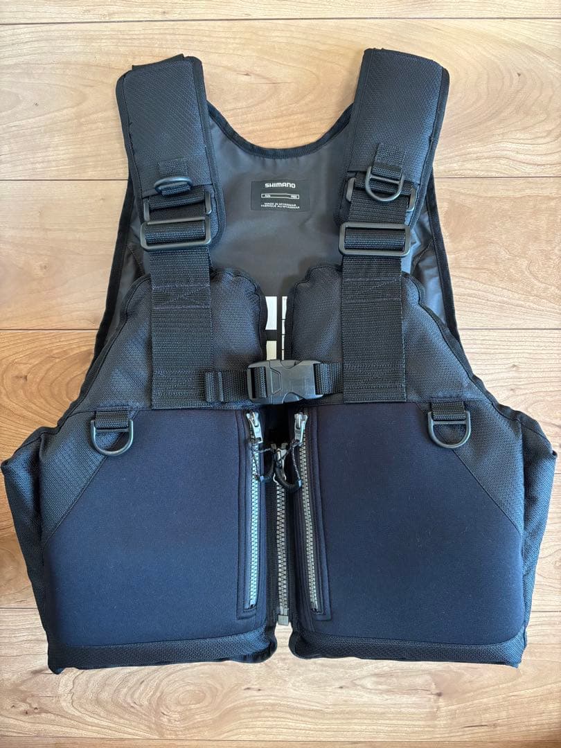ひ*き様 SHIMANO ロックショアベスト VF-029U