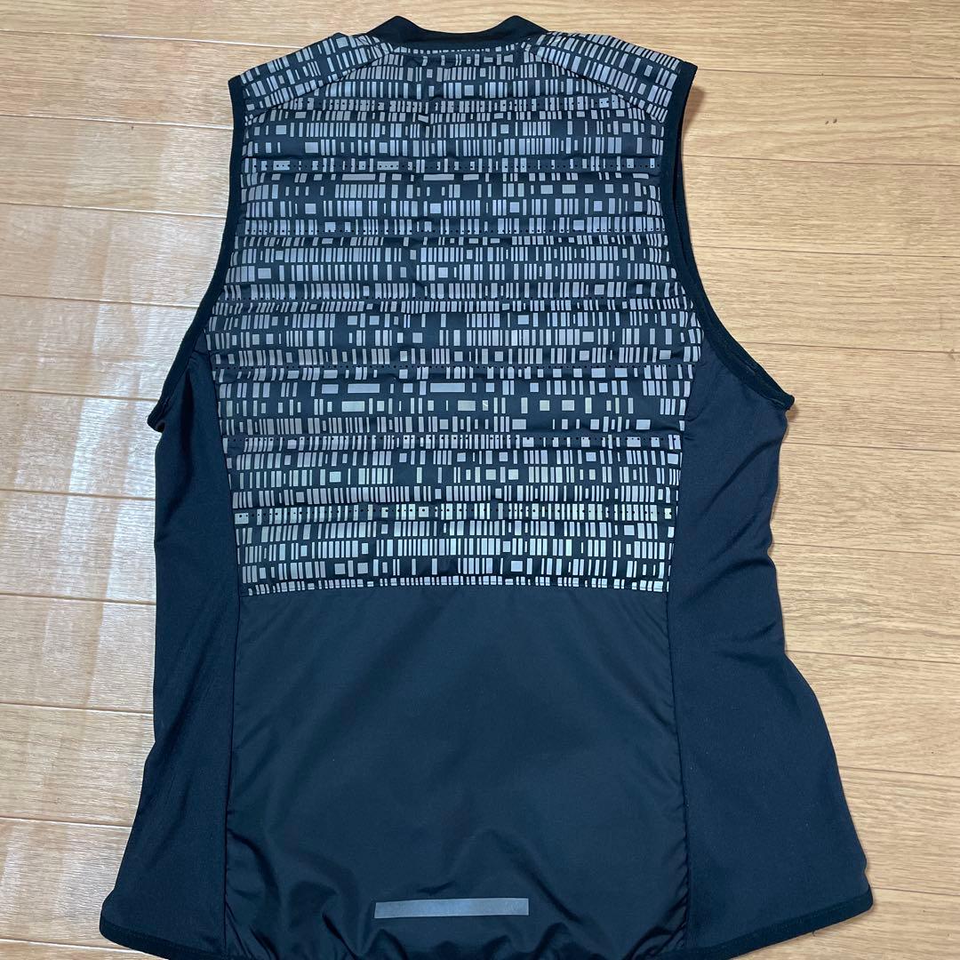 Nike エアロロフト M ランニングベスト