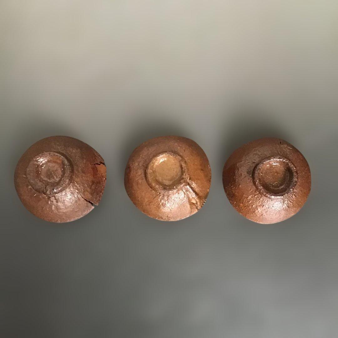 金箔装飾の木製本漆塗杯3個セット、共箱付き　本漆塗り　アンティーク