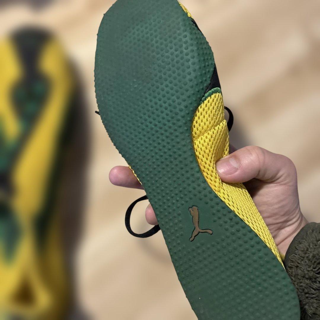 Puma イエロー グリーン スパイクシューズ　サイズ27.5センチ