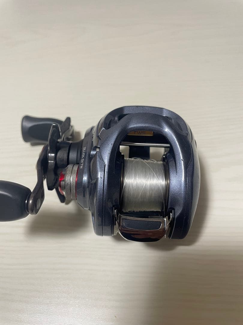 ZILLION SV TW ベイトリール　ダイワ　ジリオン