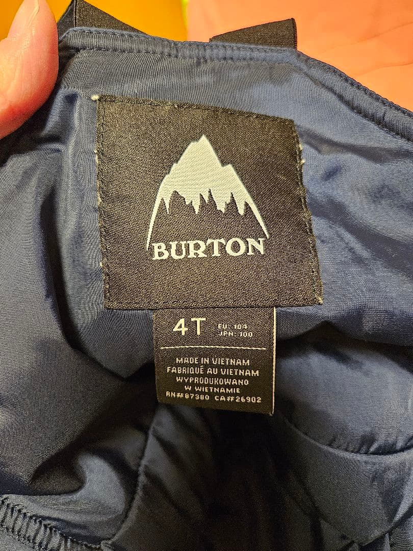 BURTON　バートン　キッズ　スノーボードウェア 4T