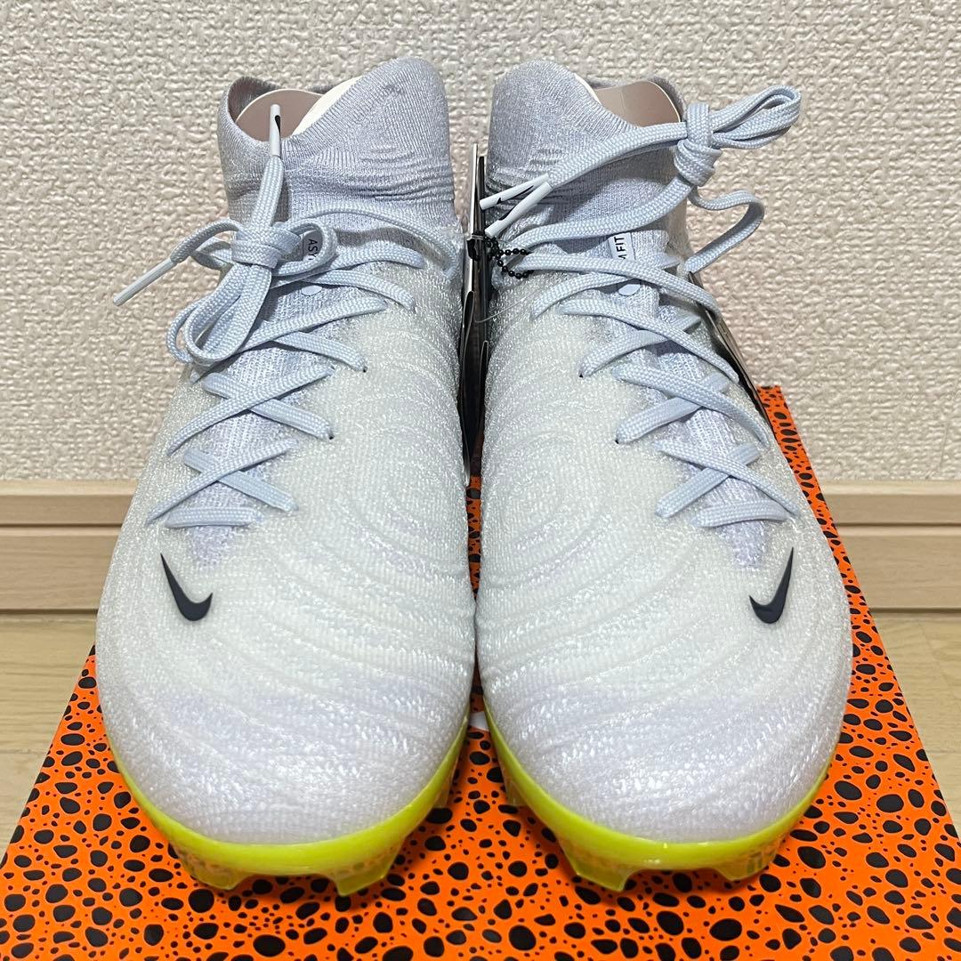 【新品】 ファントム ルナ 2 エリート FG 24.5cm ナイキ