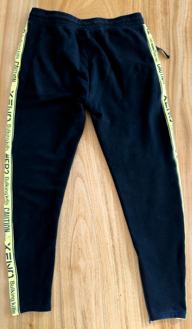 ＸＥＮＯ×ＦＲ２　コラボ　セットアップ　上下Ｌサイズ