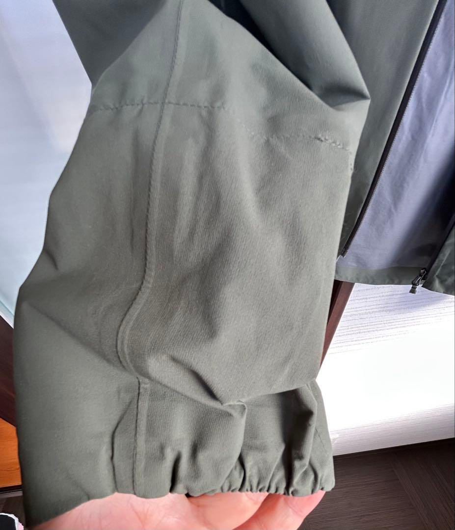 Daiwa フード付きレインウェア グリーン