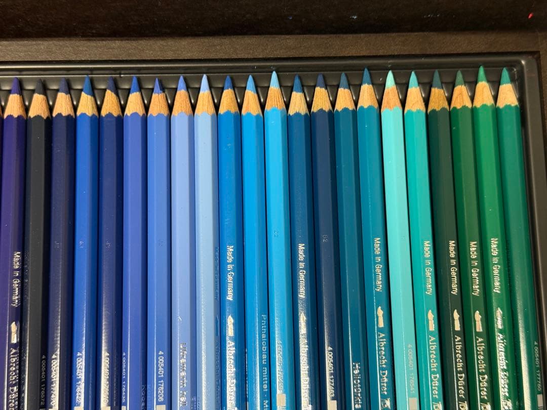 Faber-Castell ファーバーカステル 水彩色鉛筆 120色木箱入セット