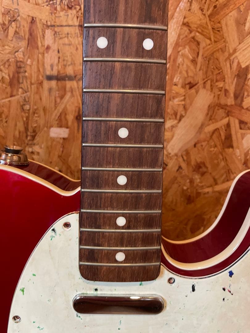 Fender Japan フェンダーテレキャスター　ギター ビグスビー 赤