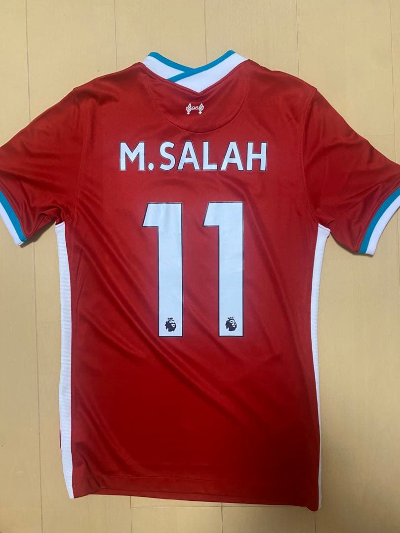 リバプール　ユニホーム