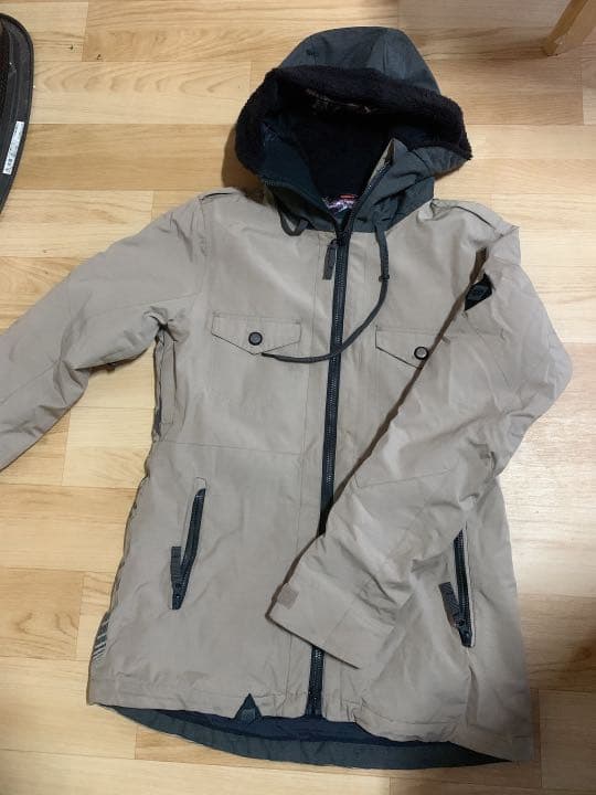 レディーススノーボードウェア