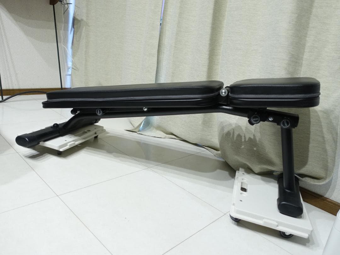 LEADING EDGE トレーニングベンチ ブラック【送料込み】