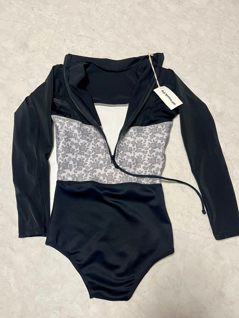 新品未使用 S/M ロンスプ　エコビッチビーチスタイル　ブラック系