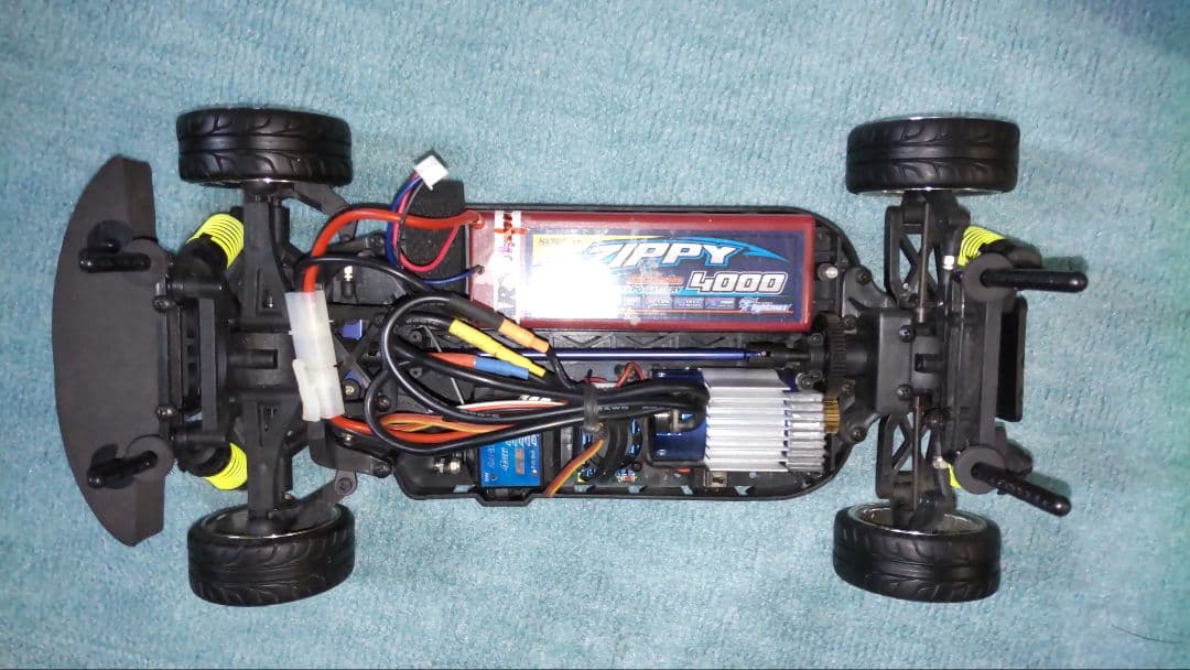 ☆ほぼ未使用品☆美品☆1/10電動カー四駆ラジコンプロポセット