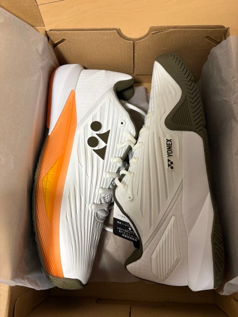 ヨネックステニスシューズ　オールコート用　27cm