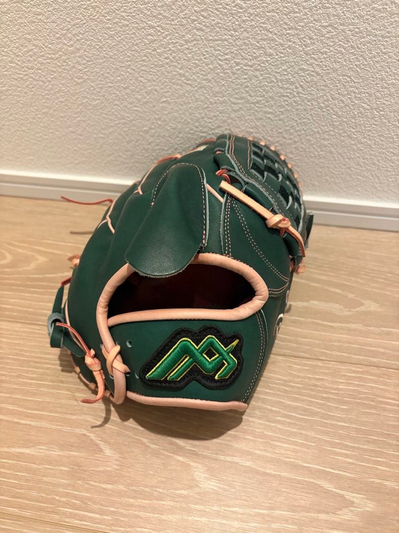 マックス　硬式投手用グラブ