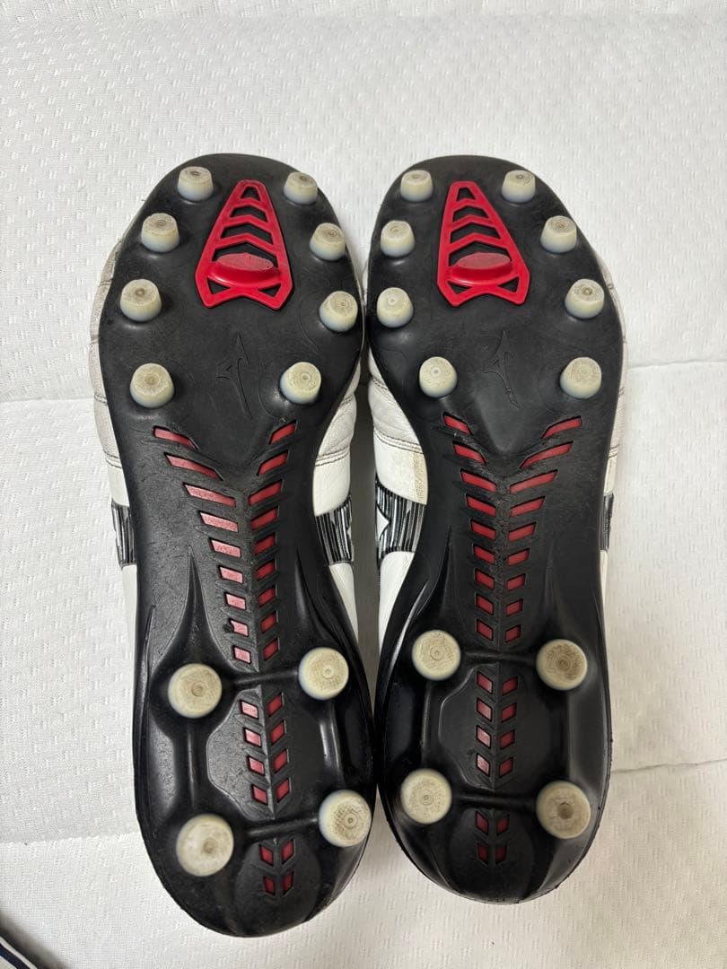 Mizuno MORELIA neo4 ホワイトスパイクシューズ