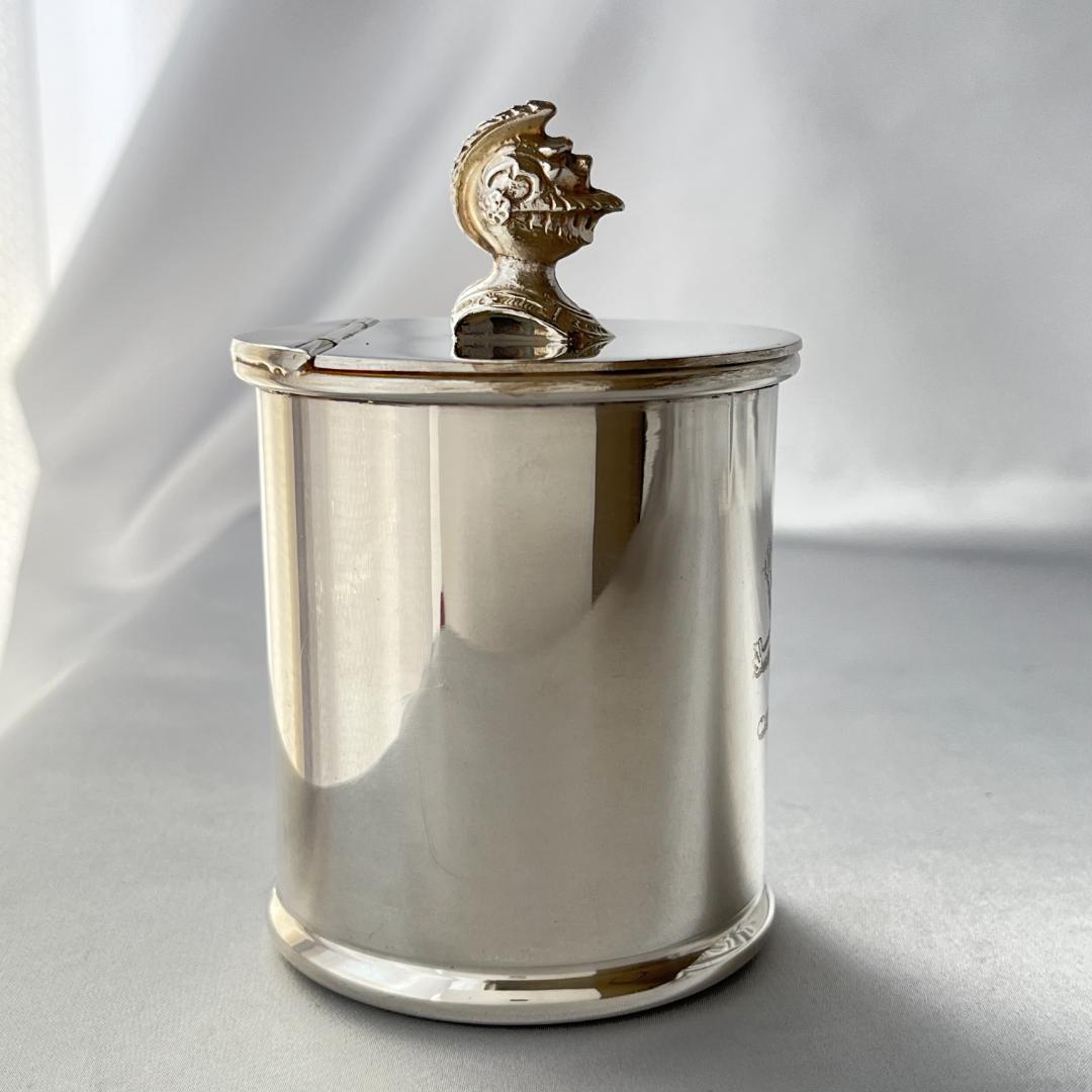 【E H Parkin & Co】騎士のティーキャディー【シルバープレート】