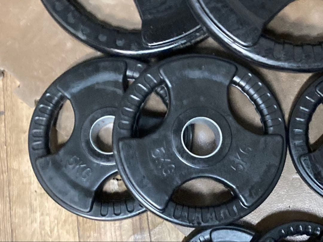 新品　バーベルプレートセット ラバー　計115Kg 穴径50mm