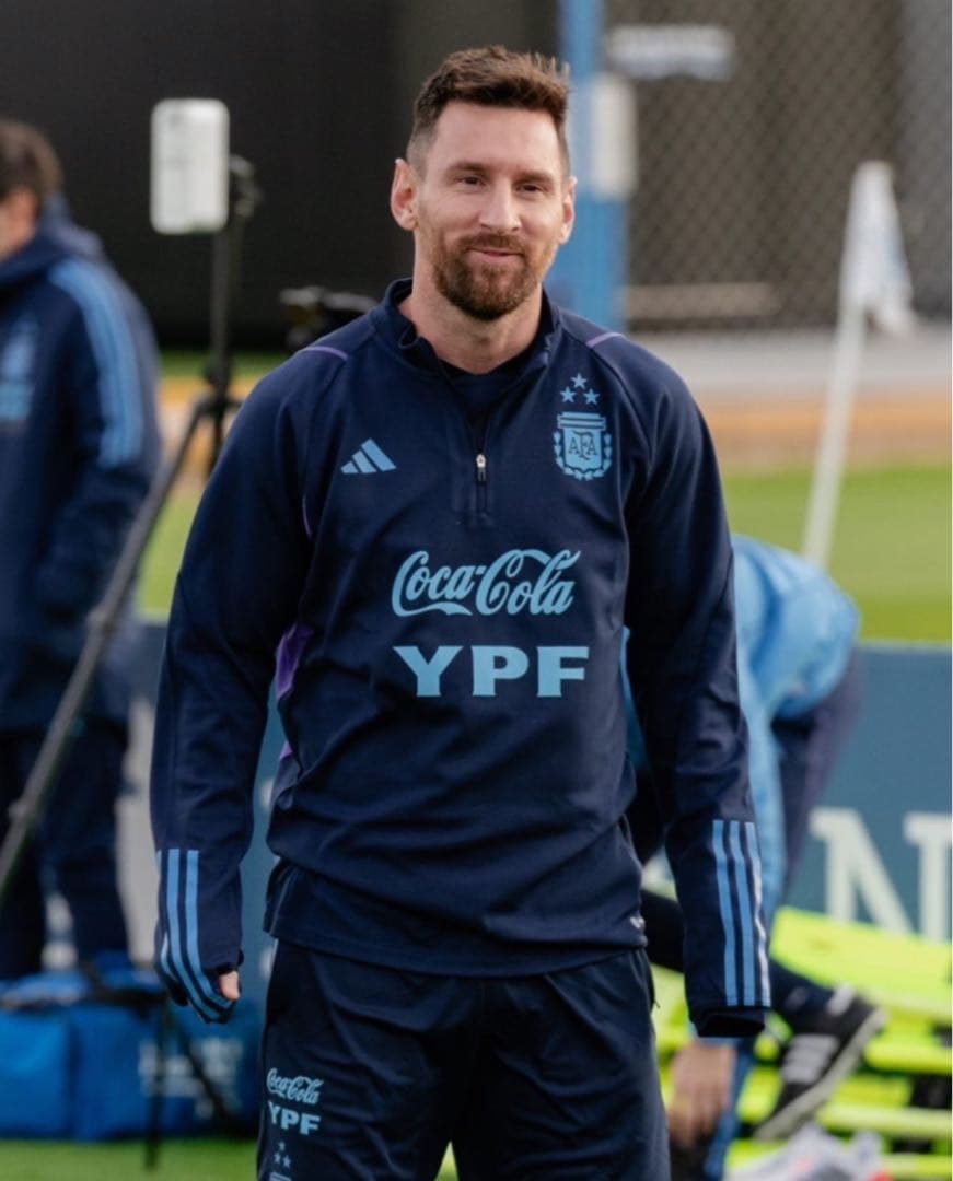 アディダス　アルゼンチン代表　トラックスーツ上下セット