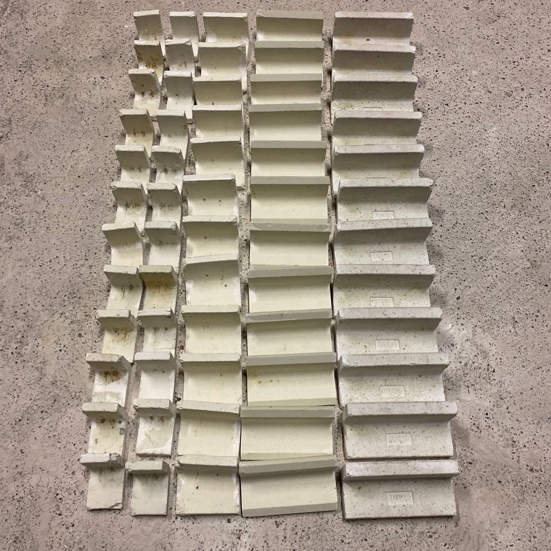 【中古】陶芸用具支柱ツク③h11.5•9.9•6.6各12個・h3.8•24個