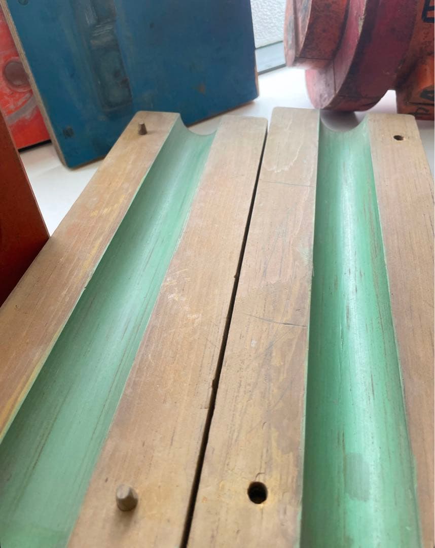 昭和レトロ　木製　型　工業型　木彫り　彫刻　オブジェ　11個　詳細不明。