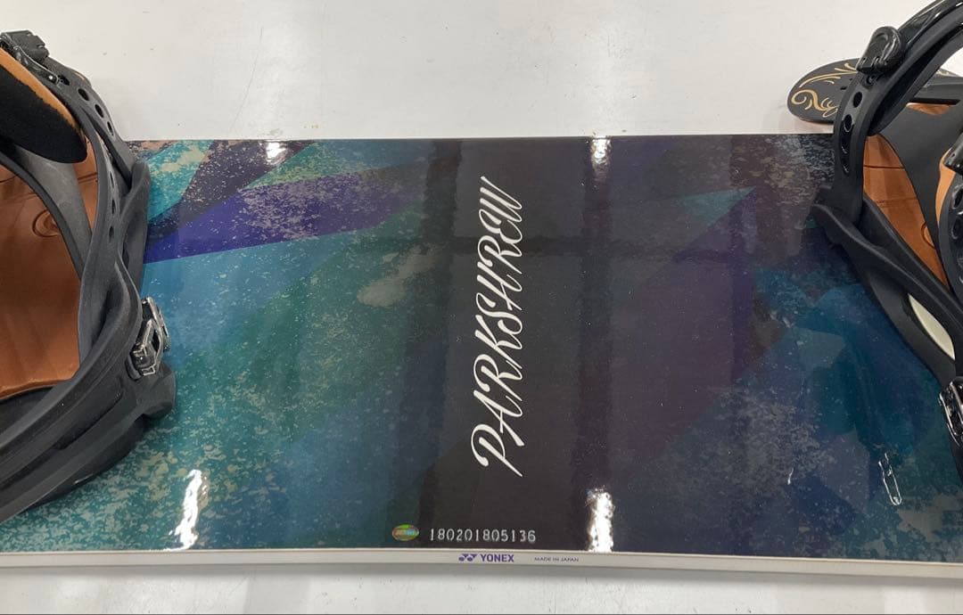 YONEX PARKSHREW スノーボード、FLUXバインディング