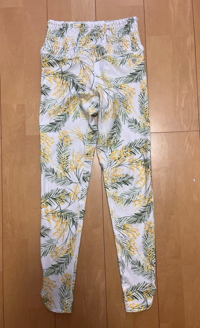 sukala スカーラ　スプリングフラワーシャーリングレギンス　ミモザ　S