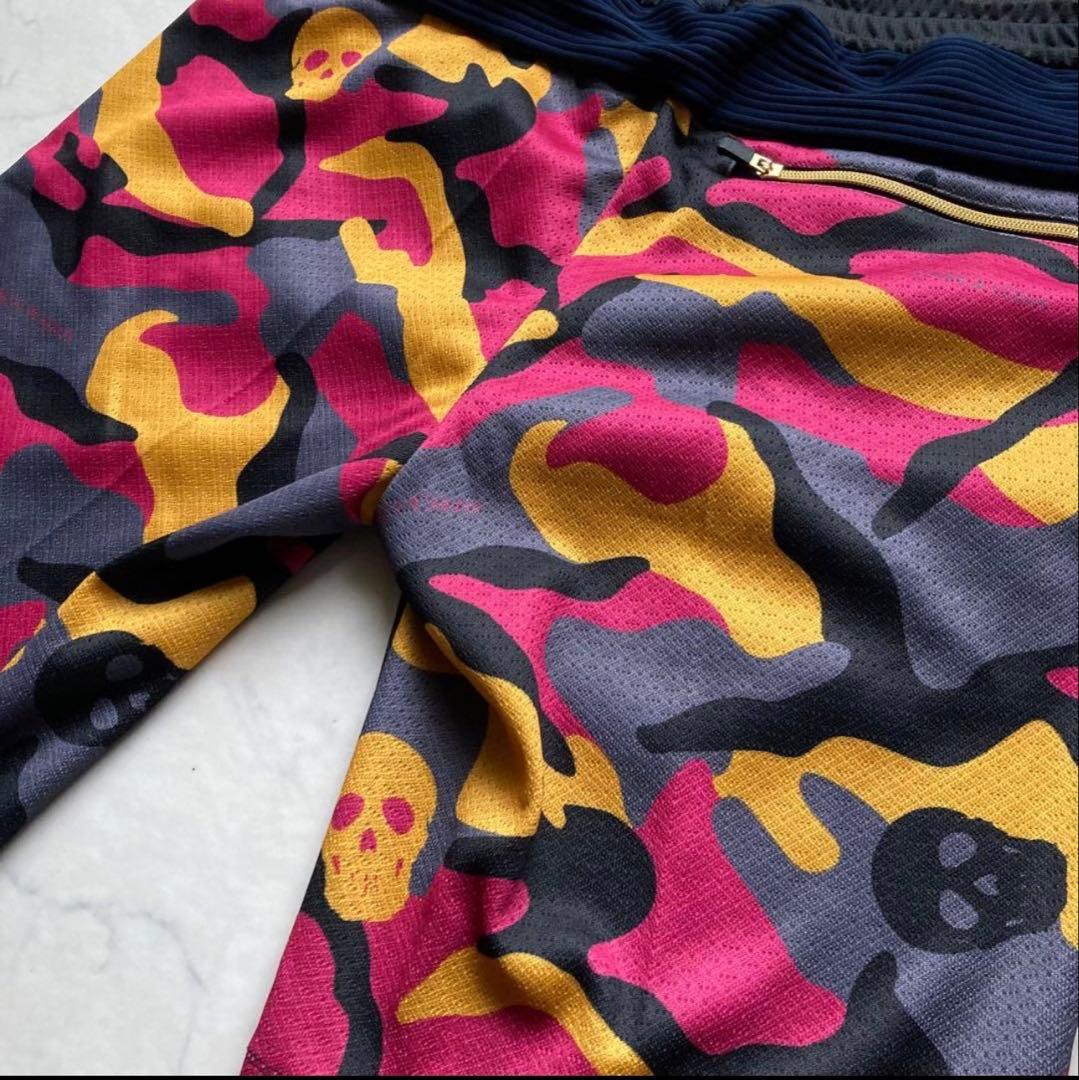 ⛳️極美品 メンズXL マークアンドロナ カモフラージュ柄 ハーフパンツ紺